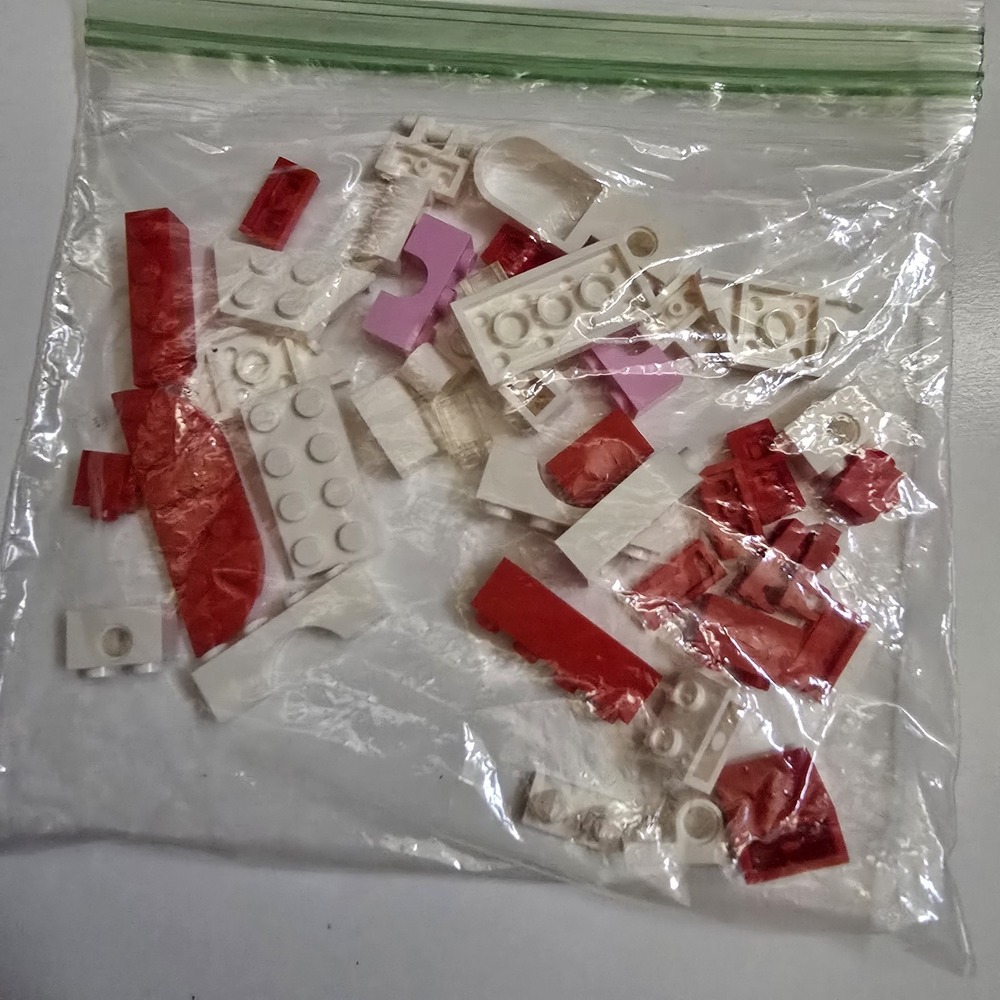 LEGO 11009 Classic Bricks & Lights‎ RETIRED Not Sure If Complete Damaged Box - Picture 9 of 13